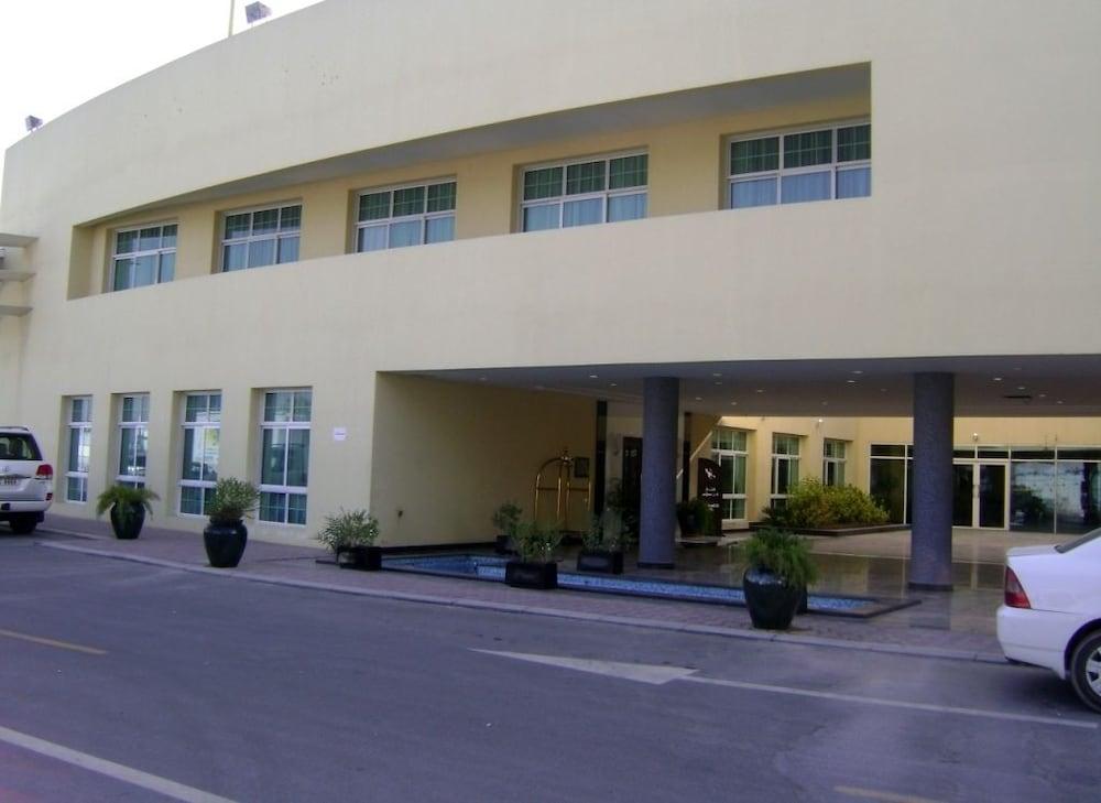 London Suites Hotel Dubai Eksteriør bilde