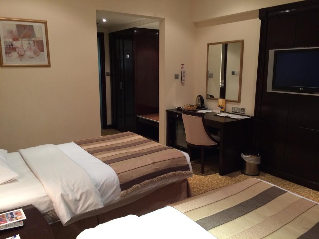 London Suites Hotel Dubai Eksteriør bilde